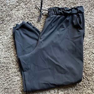 lululemon athletica Women's stretch high -rise Jogger - Black. Size 20